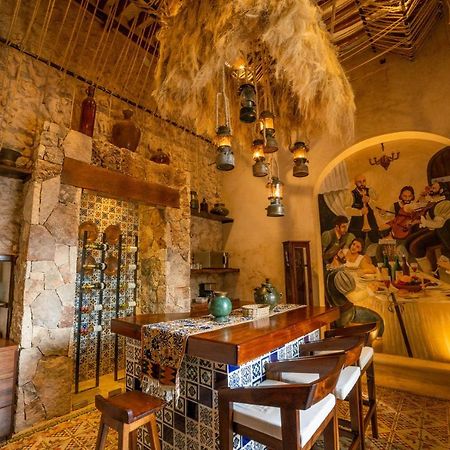 La Casa Del Encomendero Hotel Valladolid  Ngoại thất bức ảnh